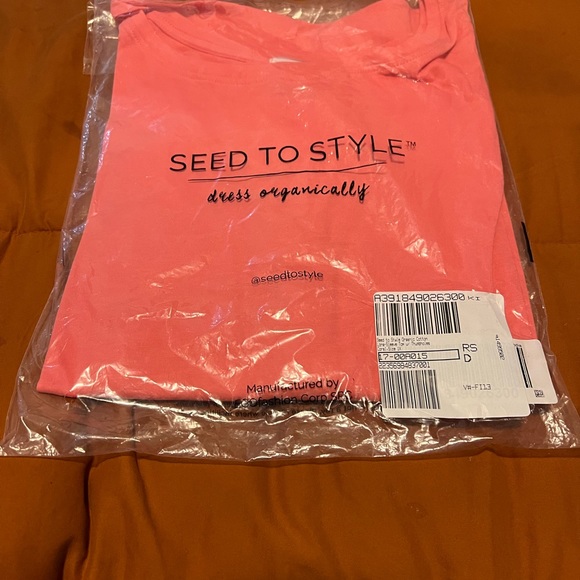 Seed To Style Organic Cotton Long sleeve Top w/ thumholes - Picture 3 of 4